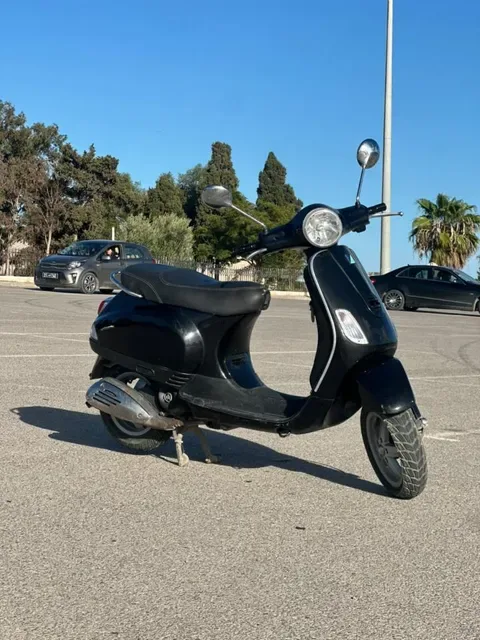 Vespa Piaggio LX 50 4T – Année 2009 – Bon état