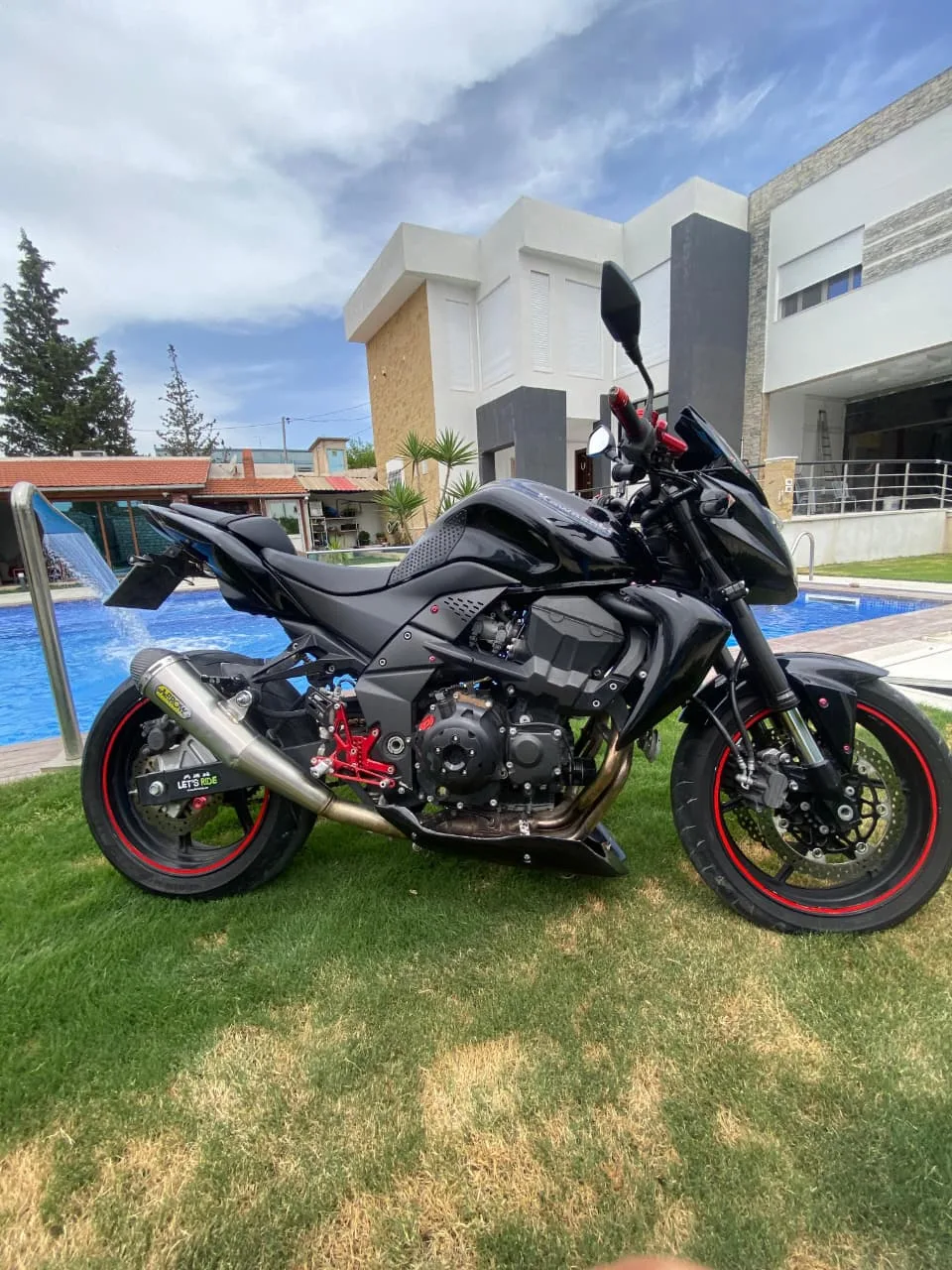 Kawasaki Z750