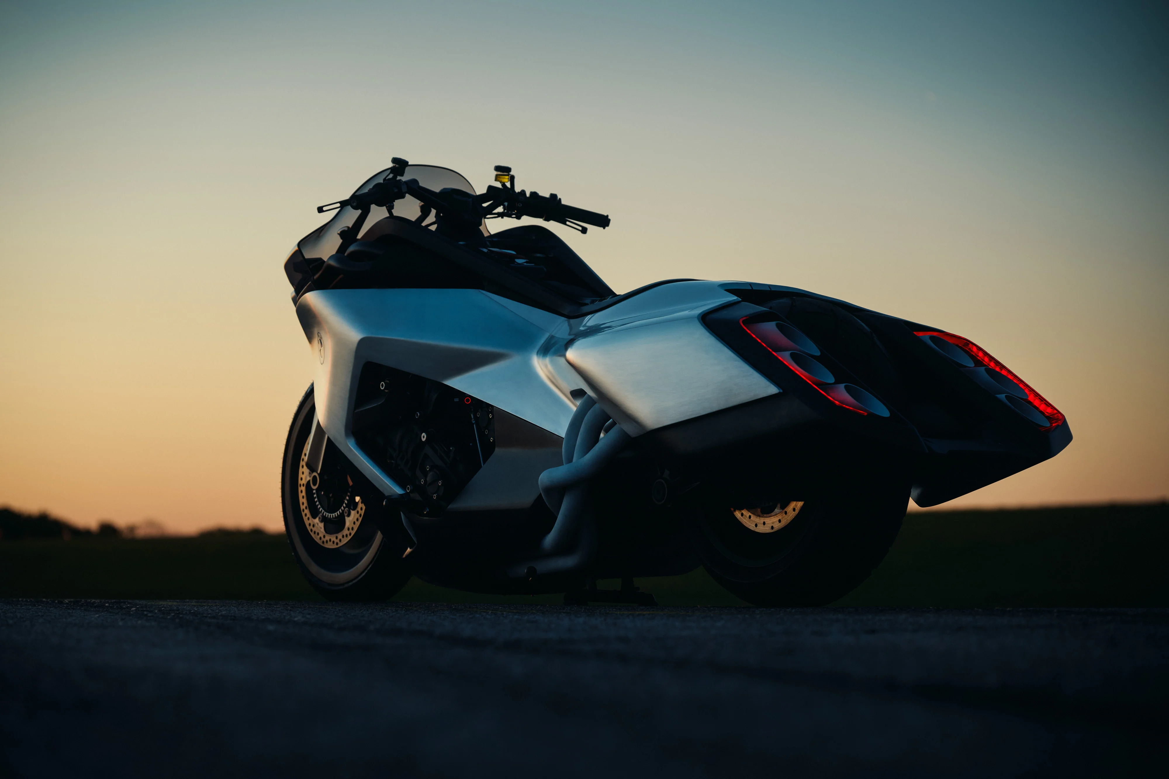 BMW Vision K18 : quand le six-cylindres en ligne devient une œuvre d'art