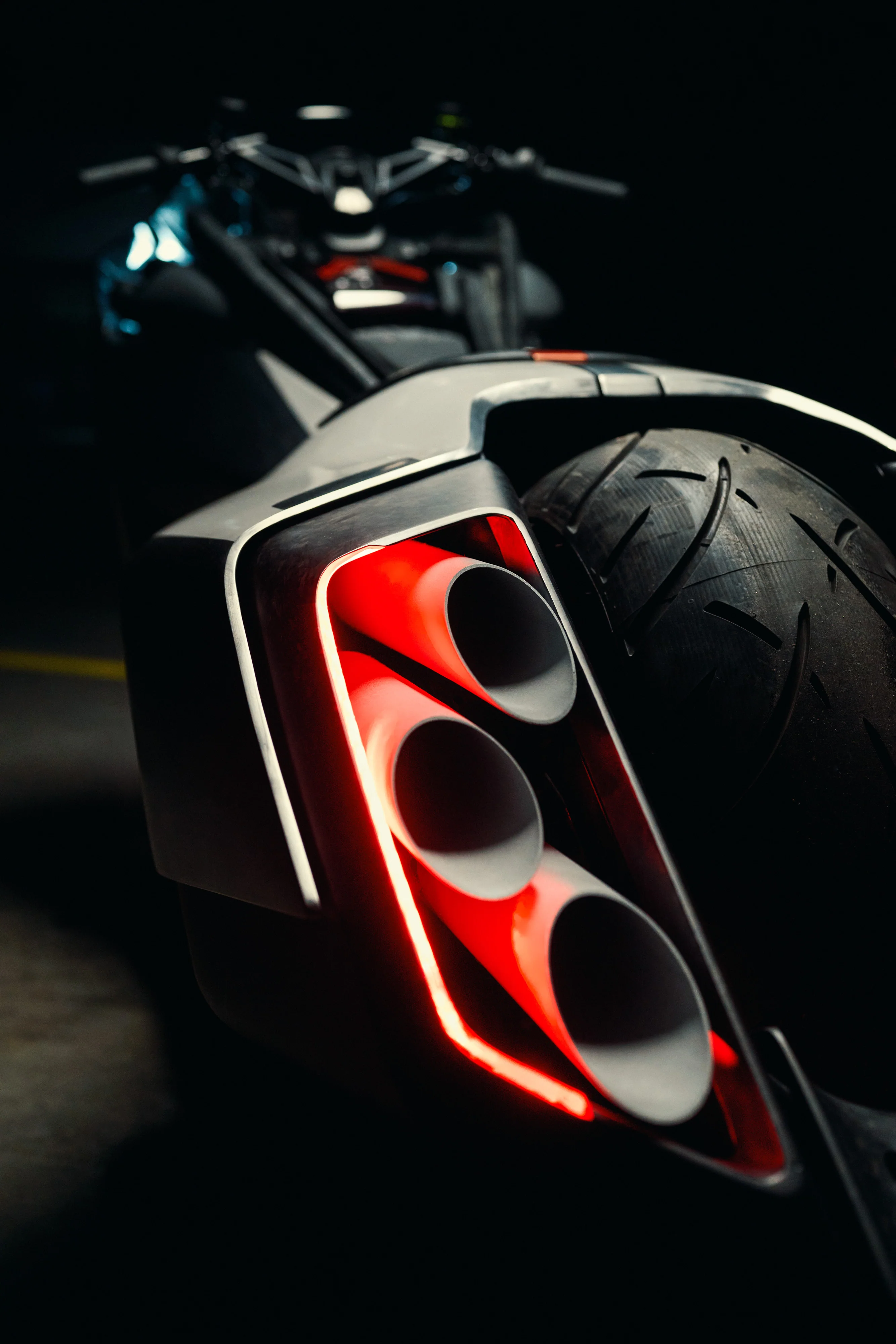 BMW Vision K18 : quand le six-cylindres en ligne devient une œuvre d'art gallery 3